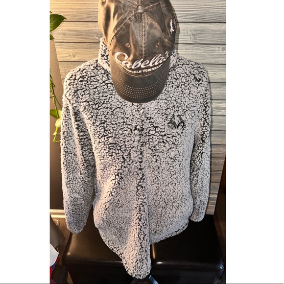 Realtree Revolve - Quarter Snap-Up Sherpa Pullover - - Picture 4 of 4